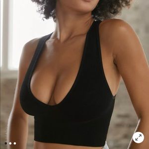 Black plunge v-neck crop top